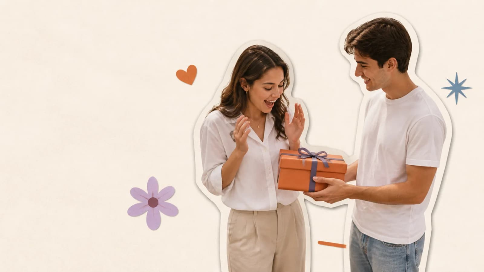 Un homme offre à sa partenaire surprise un cadeau emballé au format livre pour leurs trois ans de couple